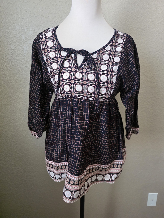 H&M Tops - * H&M Boho cotton tunic blouse W geometric print and tie detail, Babydoll Flowy